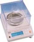 DT1000A-C 高精度電子計(jì)數(shù)天平,功能:去皮、校正、計(jì)數(shù)、數(shù)據(jù)輸出、單位轉(zhuǎn)換、防風(fēng)罩,最大稱量:1000g,分辨率 d:0.01g,稱盤尺寸:Φ125mm,顯示:LCD
 
