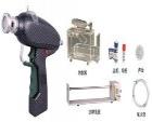 SJ-500 手提式基因槍主要用于體內(nèi)細(xì)胞生長和發(fā)育機(jī)理的研究，特別是基因治療和基因免疫（基因疫苗）的應(yīng)用。 實(shí)驗(yàn)條件:：原位、體外、體內(nèi)、來自體內(nèi).目標(biāo)區(qū)域：2cm2.壓力范圍：0.5-5MPa（每彈倉12次）
