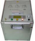 SB2204/3A型自動油介質(zhì)損耗測試儀是一種新穎的測量介質(zhì)損耗角正切(tgδ)和電容值(Cx)的自動化儀器?？梢栽诠ゎl高電壓下，現(xiàn)場測量各種絕緣材料、絕緣套管、電力電纜、電容器、互感器、變壓器等高壓設(shè)備的介質(zhì)損耗角正切(tgδ)和電容值(Cx)。  