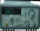 EE1051型高頻信號(hào)發(fā)生器 頻率:100kHz～150MHz(諧波450MHz),分六頻段,四位LED 電平:不小于60mVrms(穩(wěn)幅)調(diào)制:調(diào)頻、調(diào)幅、內(nèi)調(diào)制1kHz正弦波; 外調(diào)制50Hz～20kHz 音頻輸出:1kHz正弦波1.5Vrms
