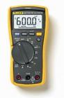 Fluke 117C 非接觸式電壓測(cè)量萬(wàn)用表 用于在商業(yè)樓宇、醫(yī)院和學(xué)校等要求苛刻的環(huán)境中使用的緊湊型真有效值儀表?？蓽?zhǔn)確的對(duì)非線性負(fù)載進(jìn)行測(cè)量 自動(dòng)直流/交流電壓選擇 可測(cè)量 20 A 電阻、連續(xù)性、頻率和電容測(cè)量  最小值/最大值/平均值測(cè)量