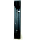 Elcometer 1700落砂法磨損測試儀釋放貯斗內(nèi)的標(biāo)準(zhǔn)砂粒，砂粒沿導(dǎo)管以45°角和25mm ( 0.98″)的落差高度，從導(dǎo)管的下部開口孔落到測試樣本上，測試樣本的耐磨性。 根據(jù)涂層厚度，在直徑約為4mm ( 0.16″)的區(qū)域內(nèi)使涂層完全磨耗，所需砂量反映了樣本的耐磨性能。
