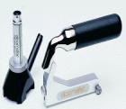 Elcometer141涂層檢測(cè)儀（P.I.G）提供快速通用的方法，檢查和測(cè)量涂層厚度。易攜式、使用方便。刻度范圍（最大值）:2mm/0.08"
 