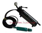 YMS-180A型錨索張拉機(jī)具(錨索拉力計(jì))主要用于煤礦、國(guó)防、隧道、其它礦山及交通運(yùn)輸?shù)雀鞣N施工現(xiàn)場(chǎng)錨噴支護(hù)工程中測(cè)定錨索錨固力的場(chǎng)合，對(duì)工程質(zhì)量檢測(cè)和錨索的研究具有重大意義。 