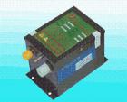 斯萊德SL-007高壓電源供應(yīng)器電壓為4.6KV，可提供2組高壓電源輸出供離子風(fēng)槍、離子風(fēng)咀、離子風(fēng)蛇、防靜電網(wǎng)等使用，可方便的根據(jù)標(biāo)識(shí)和安裝說(shuō)明進(jìn)行連接靜電消除器，斯萊德高壓電源供應(yīng)器具有短路保護(hù)功能，安全、方便。 